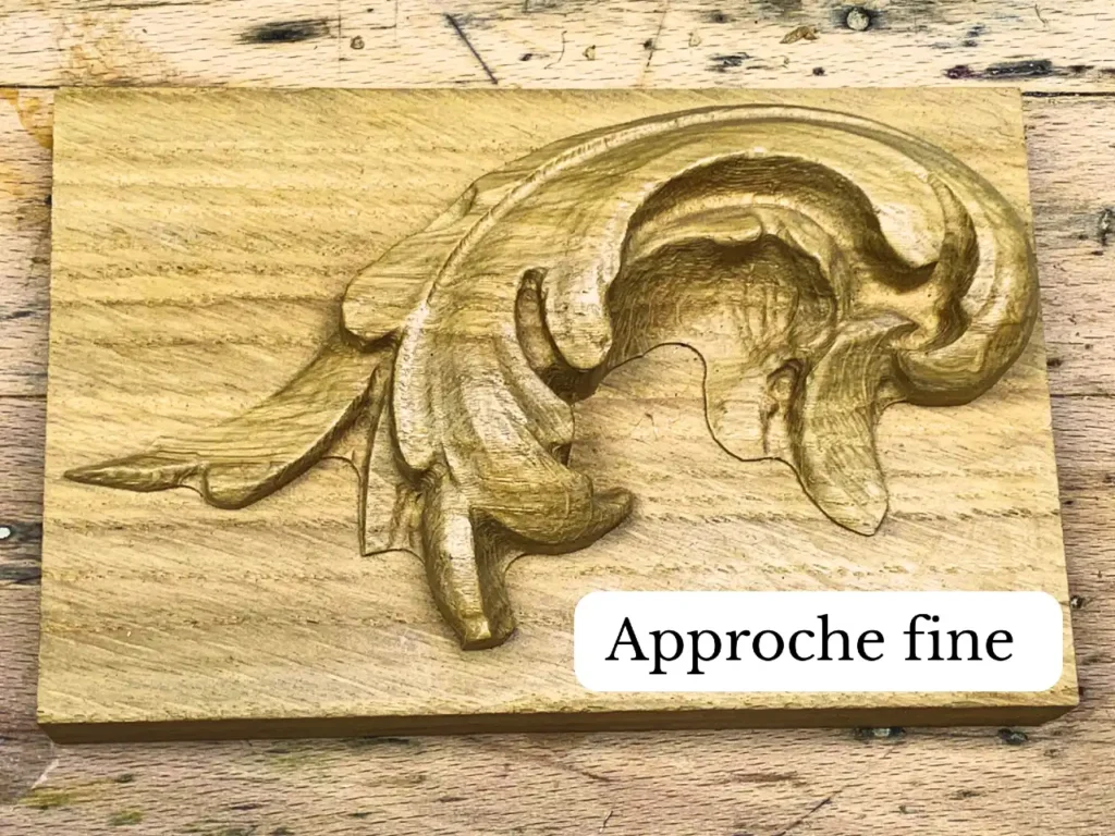 bas relief en bois par approche fine