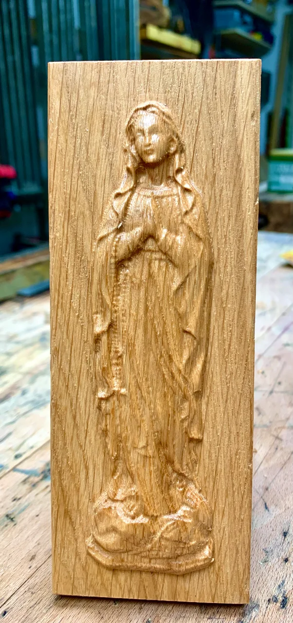 Bas relief en bois deuxième niveau de finition